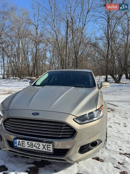 Седан Ford Fusion 2015 в Дніпрі