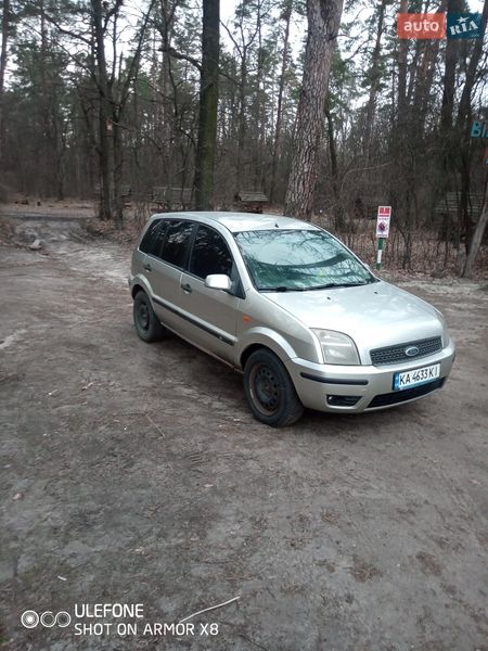 Хэтчбек Ford Fusion 2003 в Киеве