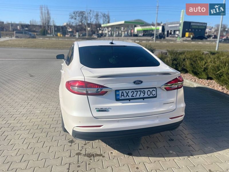 Седан Ford Fusion 2019 в Харькове
