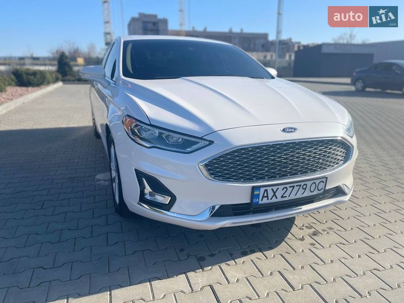 Седан Ford Fusion 2019 в Харькове