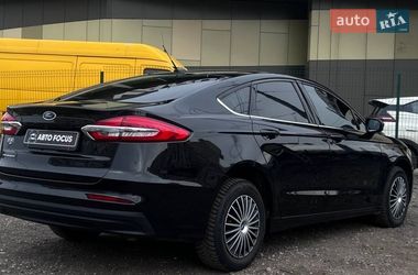 Седан Ford Fusion 2018 в Киеве