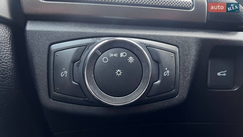 Седан Ford Fusion 2018 в Киеве