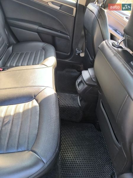 Седан Ford Fusion 2014 в Кременчуге