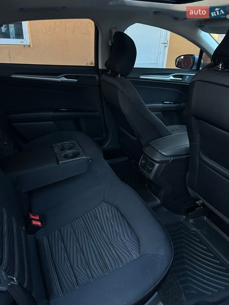 Седан Ford Fusion 2016 в Киеве фото 12 Седан Ford Fusion 2016 в Киеве