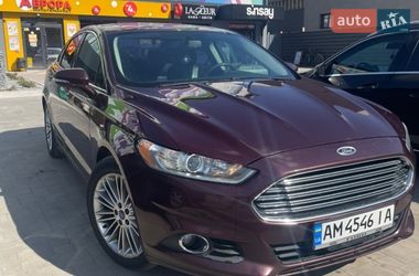 Седан Ford Fusion 2012 в Звягеле