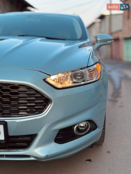 Седан Ford Fusion 2013 в Киеве