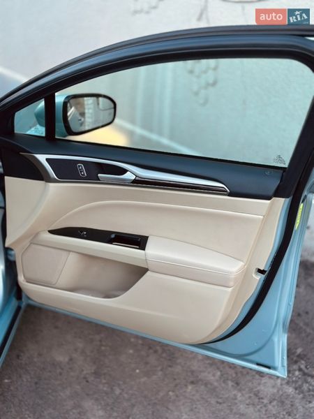 Седан Ford Fusion 2013 в Киеве