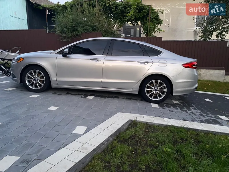 Ford Fusion 2016