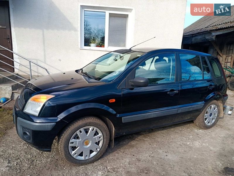 Хетчбек Ford Fusion 2005 в Івано-Франківську