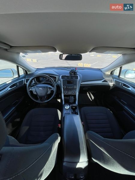 Седан Ford Fusion 2018 в Львове