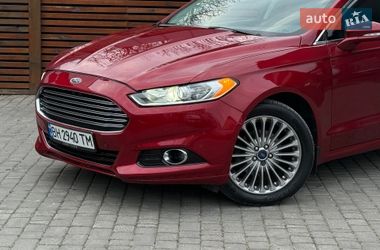 Седан Ford Fusion 2014 в Одесі