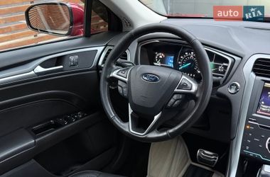 Седан Ford Fusion 2014 в Одесі