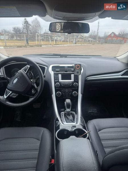 Седан Ford Fusion 2015 в Прилуках