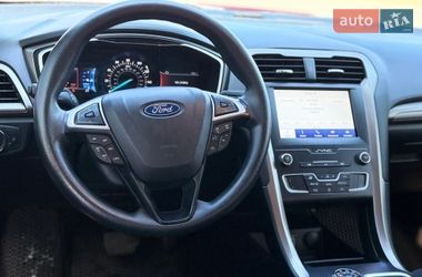 Седан Ford Fusion 2019 в Полтаве