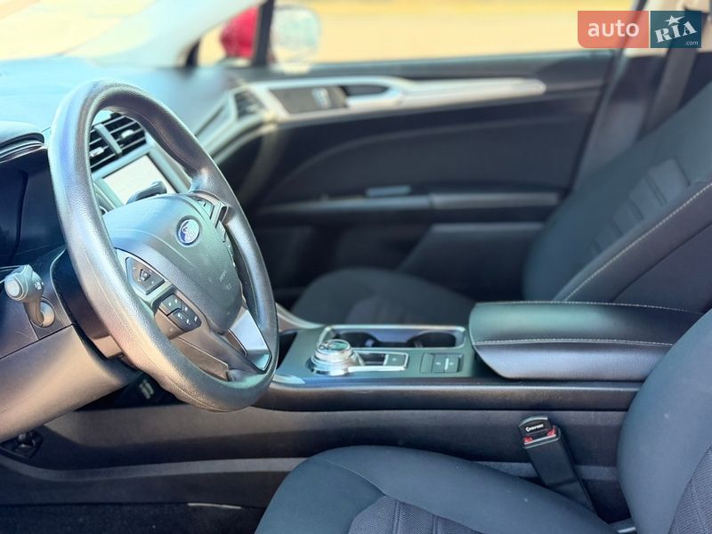 Седан Ford Fusion 2019 в Полтаве