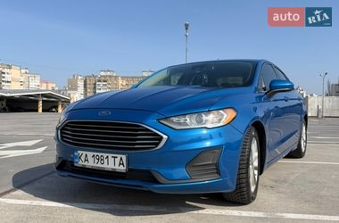 Седан Ford Fusion 2019 в Киеве