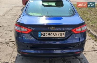Седан Ford Fusion 2015 в Львове