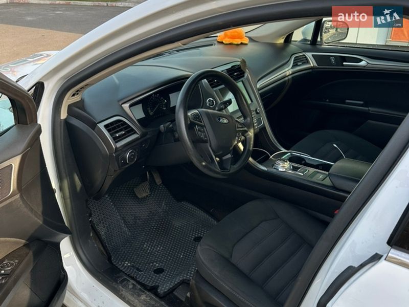 Седан Ford Fusion 2017 в Ірпені