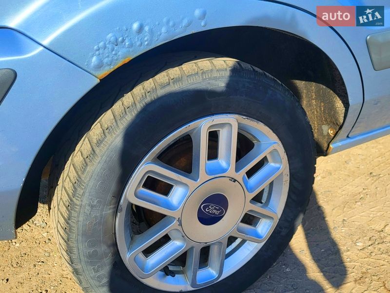 Хэтчбек Ford Fusion 2007 в Киеве