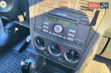 Хэтчбек Ford Fusion 2007 в Киеве