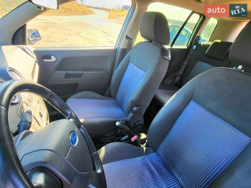 Хэтчбек Ford Fusion 2007 в Киеве