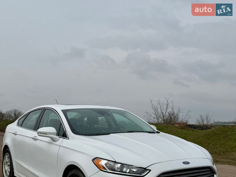Седан Ford Fusion 2016 в Одессе