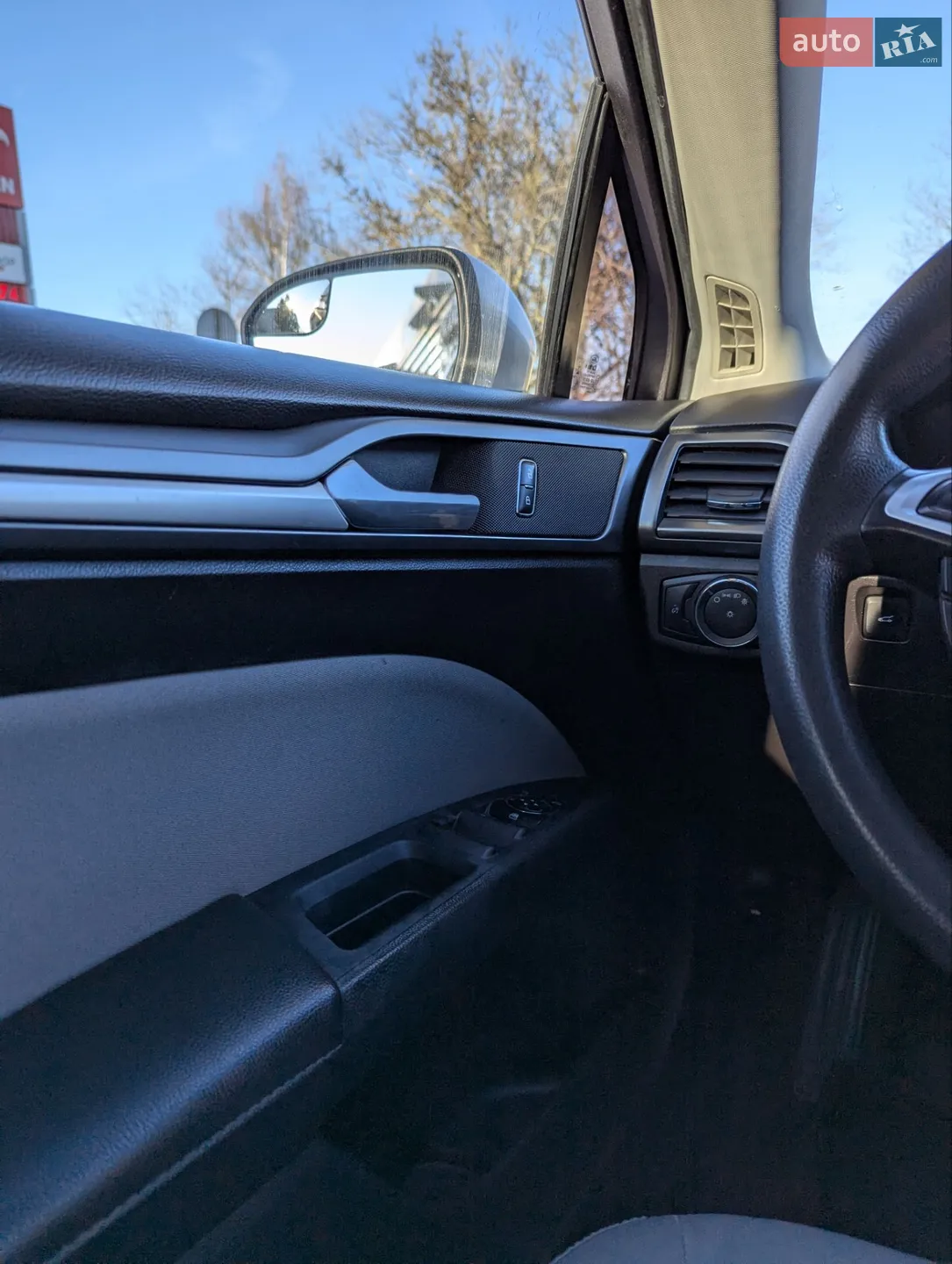 2016 Ford Fusion - мініатюра 9