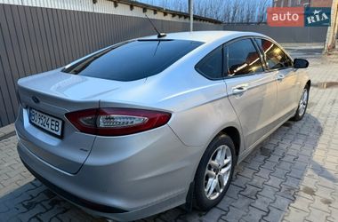 Седан Ford Fusion 2016 в Тернополі