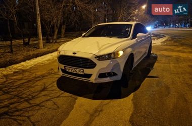 Седан Ford Fusion 2015 в Одесі