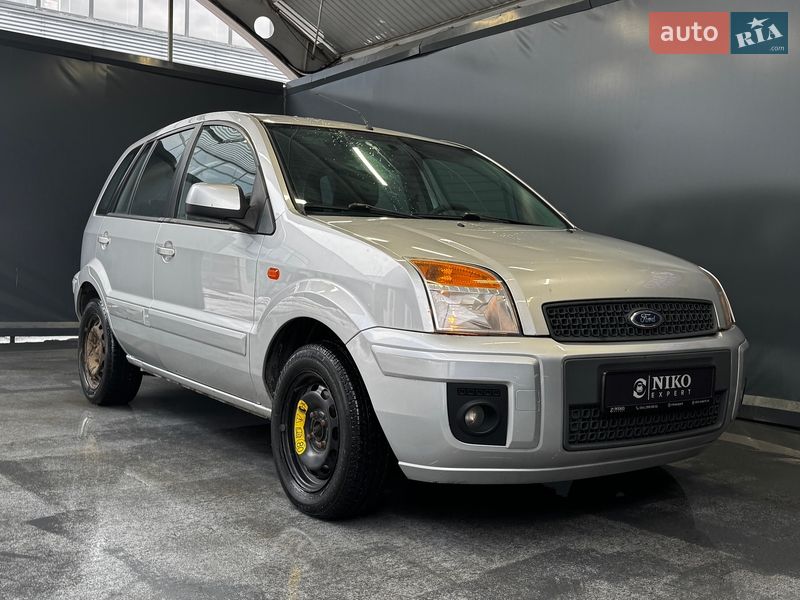 Хэтчбек Ford Fusion 2011 в Киеве