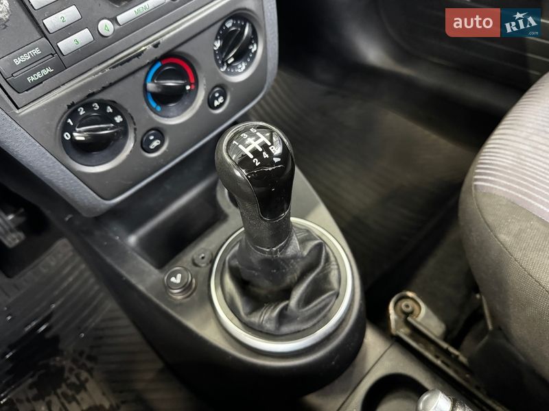 Хэтчбек Ford Fusion 2011 в Киеве