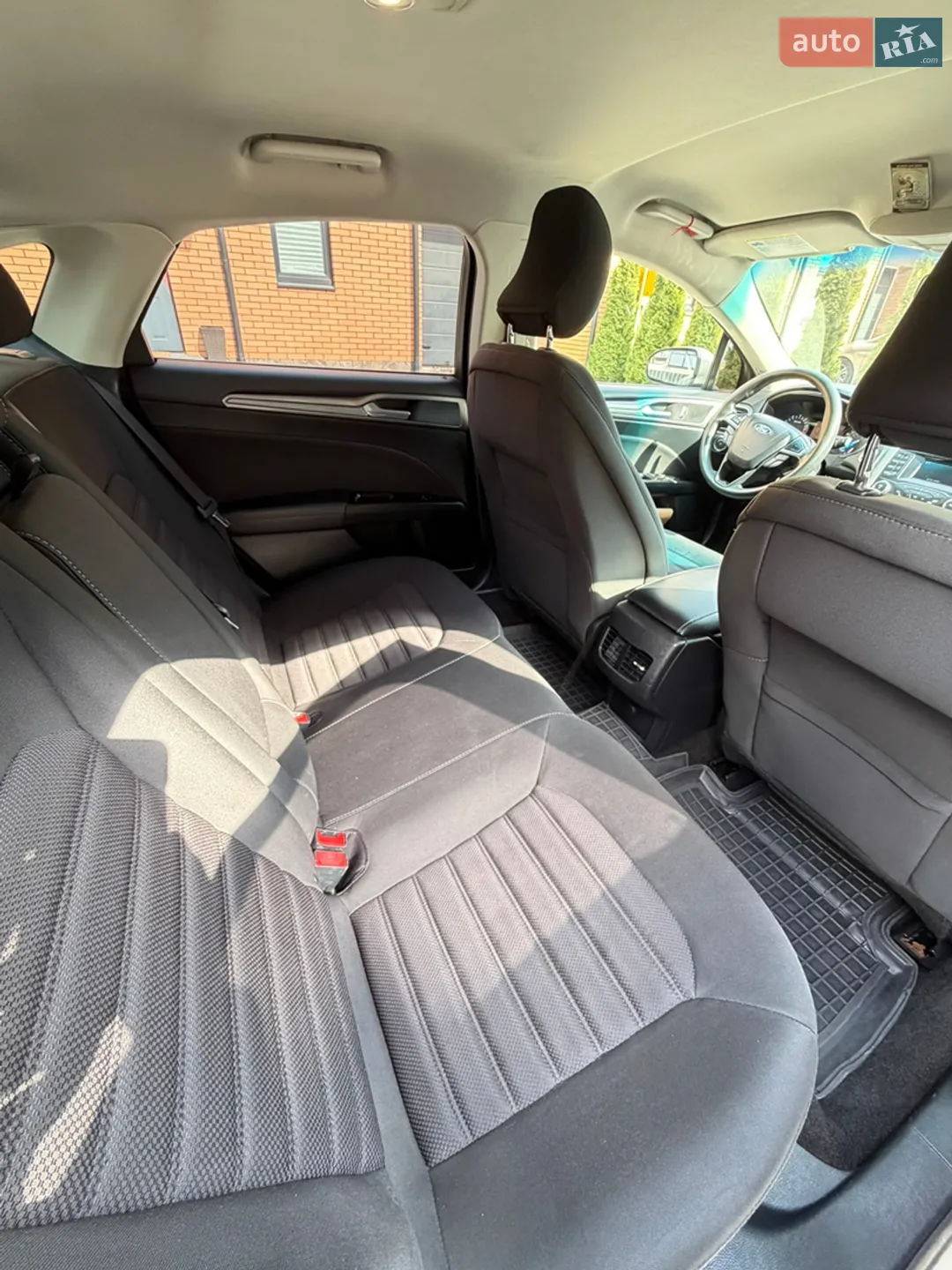 2016 Ford Fusion - мініатюра 26