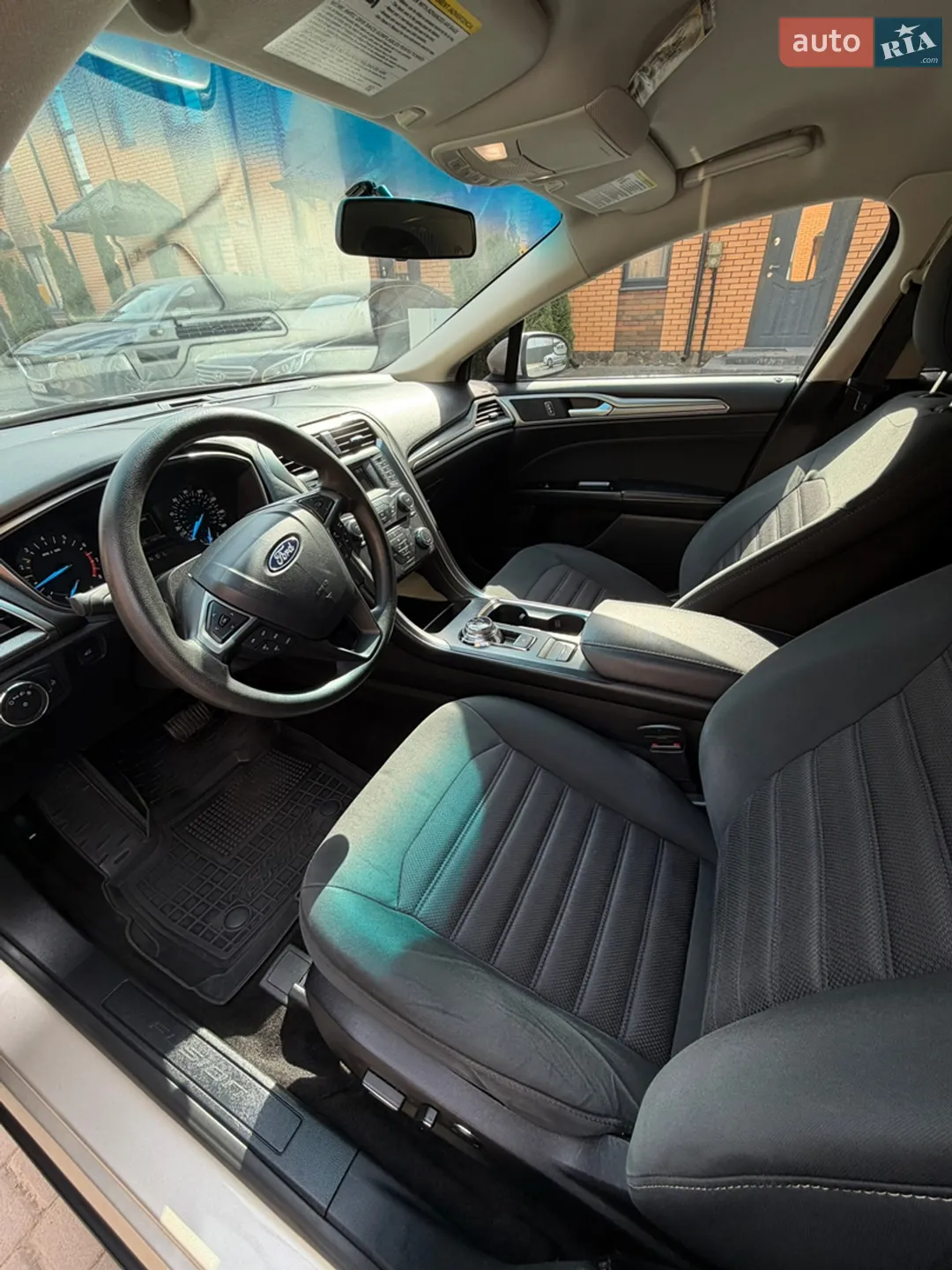 2016 Ford Fusion - мініатюра 29