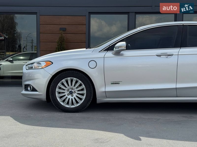 Седан Ford Fusion 2013 в Ровно фото 21 Седан Ford Fusion 2013 в Ровно