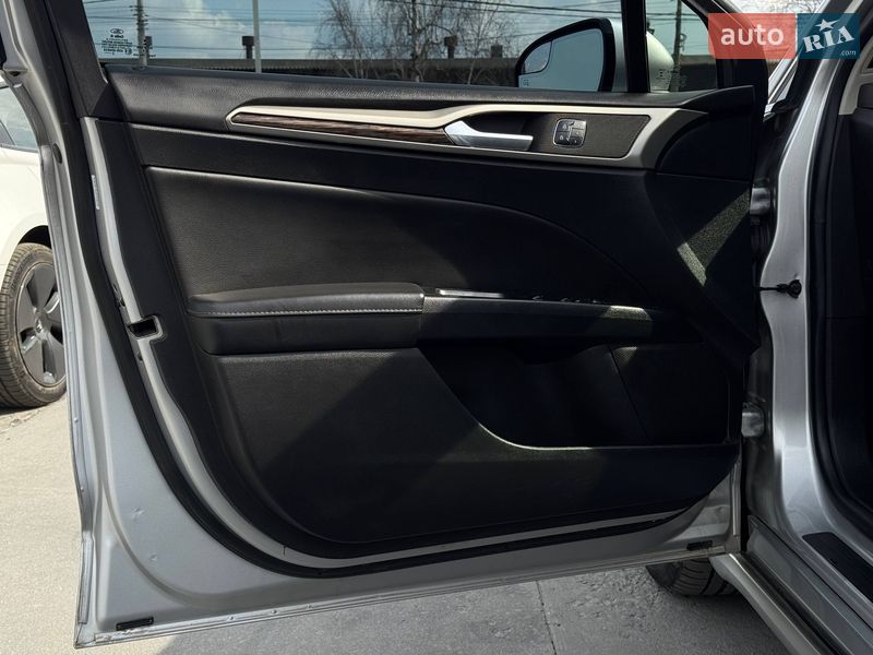 Седан Ford Fusion 2013 в Ровно фото 30 Седан Ford Fusion 2013 в Ровно