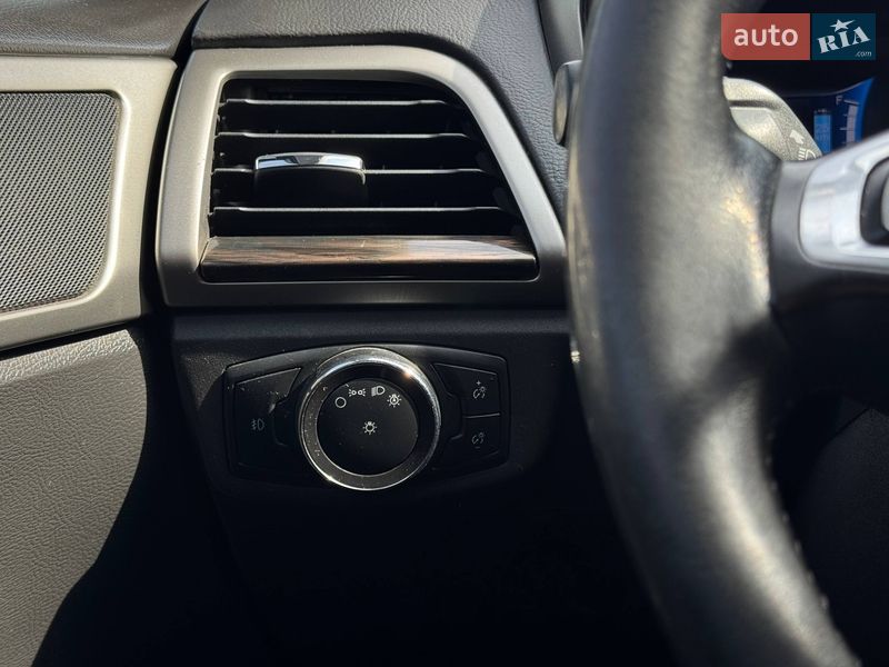 Седан Ford Fusion 2013 в Ровно фото 38 Седан Ford Fusion 2013 в Ровно