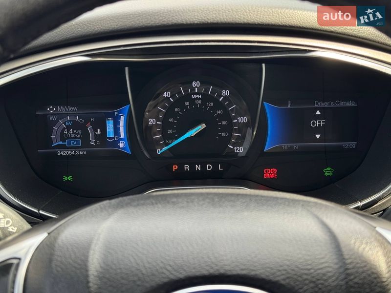 Седан Ford Fusion 2013 в Ровно фото 43 Седан Ford Fusion 2013 в Ровно