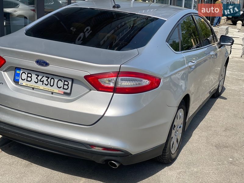 Седан Ford Fusion 2012 в Киеве фото Седан Ford Fusion 2012 в Киеве
