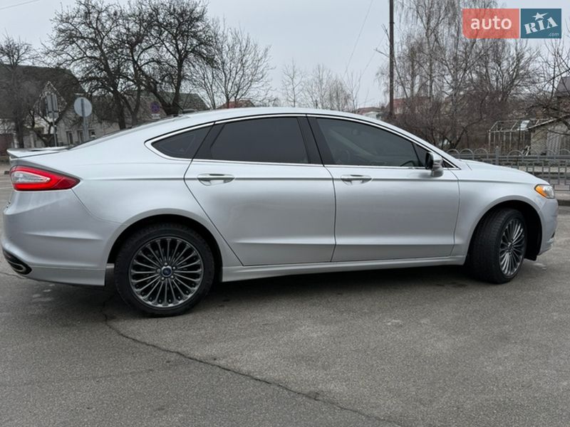 Седан Ford Fusion 2016 в Сумах