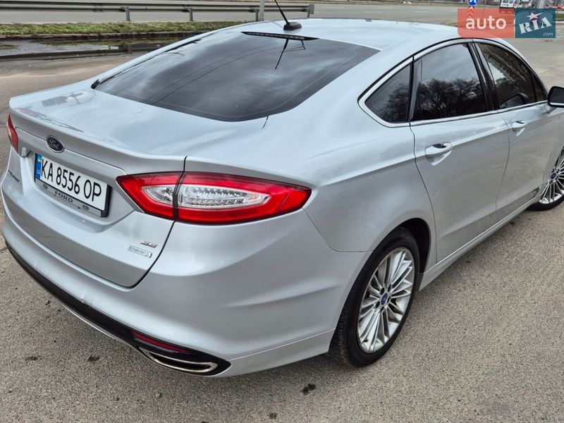 Седан Ford Fusion 2014 в Киеве