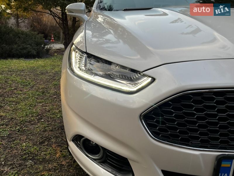 Седан Ford Fusion 2013 в Днепре