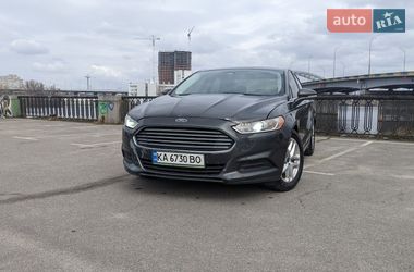 Седан Ford Fusion 2015 в Києві