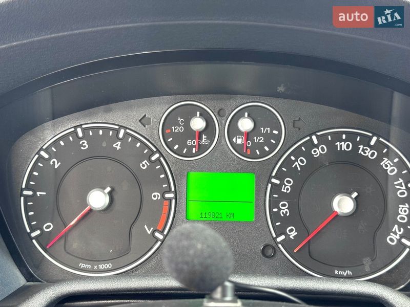 Хэтчбек Ford Fusion 2007 в Стрые