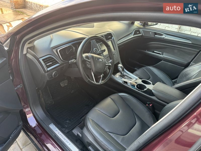Седан Ford Fusion 2013 в Виннице