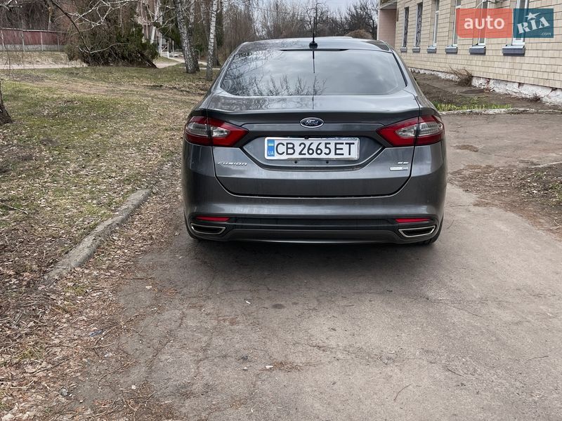 Седан Ford Fusion 2016 в Ічні