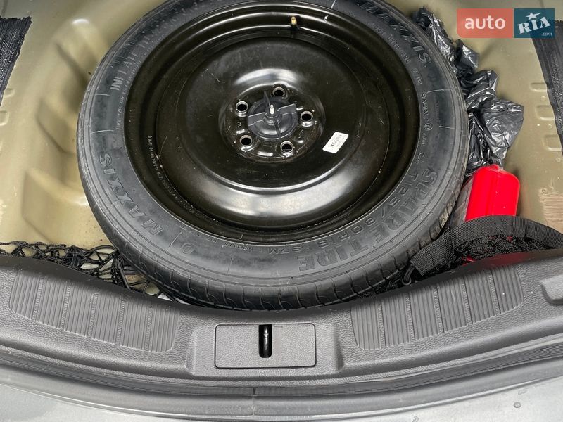 Седан Ford Fusion 2016 в Ічні