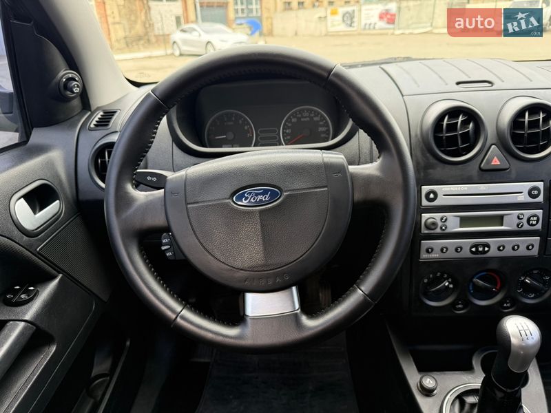 Хэтчбек Ford Fusion 2005 в Киеве фото 13 Хэтчбек Ford Fusion 2005 в Киеве
