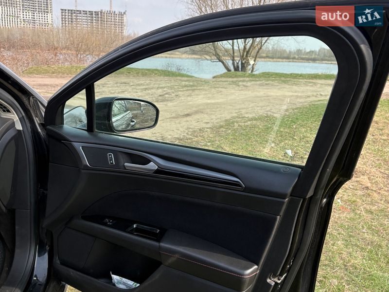 Седан Ford Fusion 2014 в Киеве