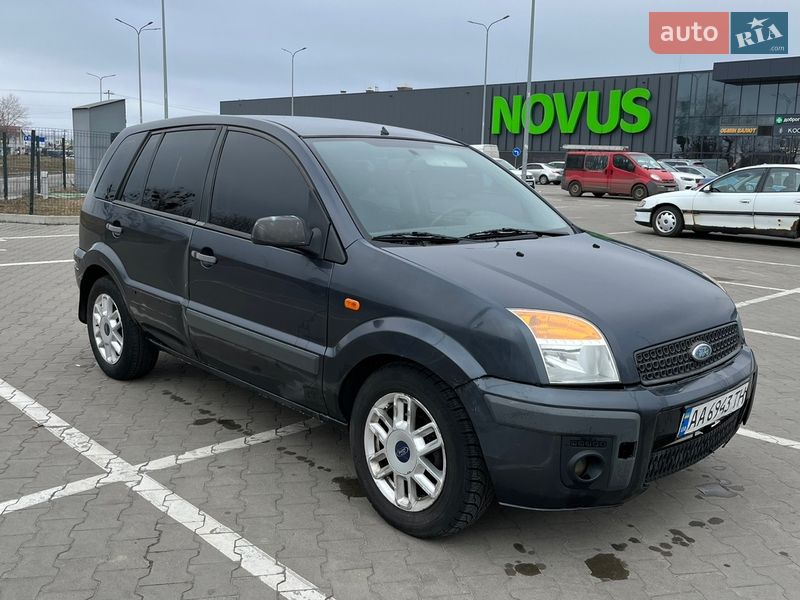 Хетчбек Ford Fusion 2008 в Києві