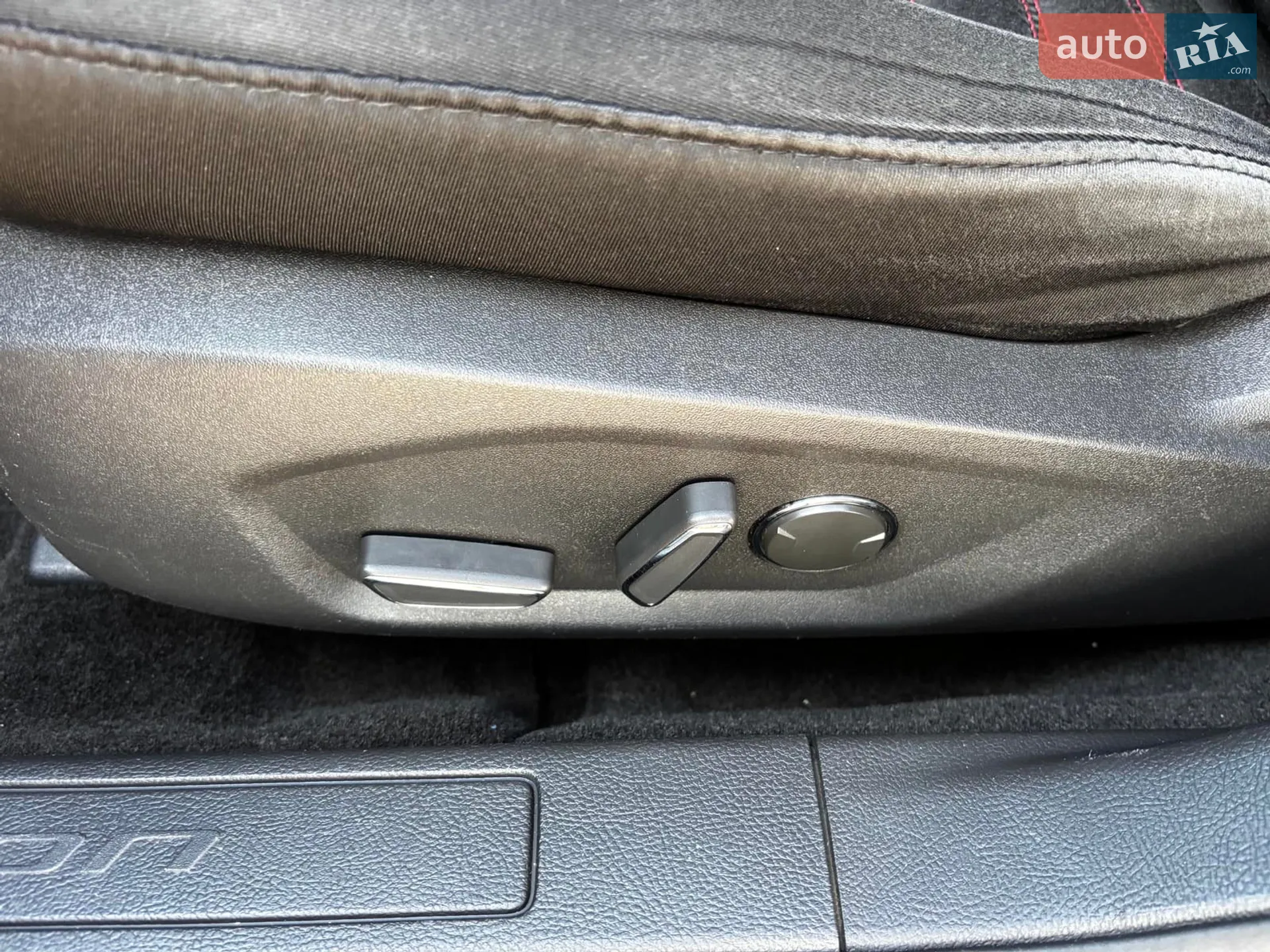 2014 Ford Fusion - мініатюра 21